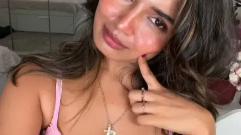 Hot Insta Influencer Disha Verma Finally Shows Off Her Tight Boobs in Close Up Video Part 2 Video MMS