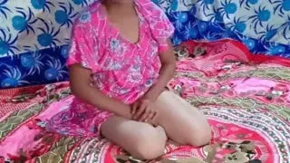 Desi gaon ki garmi bhari raat ka sexy XXX video MMS Porn