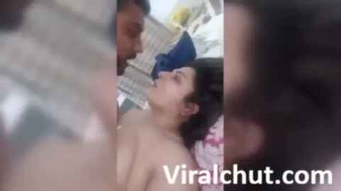 Desi bhabhi ka devar ke saath garmi bhara chhupa romance MMS Porn