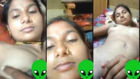 Leaked MMS of Desi Wife Shaved Pussy Fingering and Big Boobs Fondling Video MMS